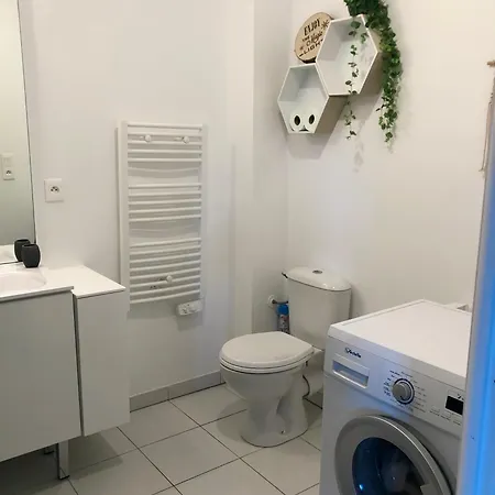 Apartman Neuf, Climatise, Proche *