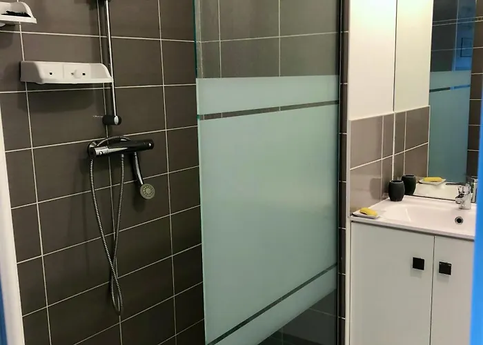 Neuf, Climatise, Proche Apartman